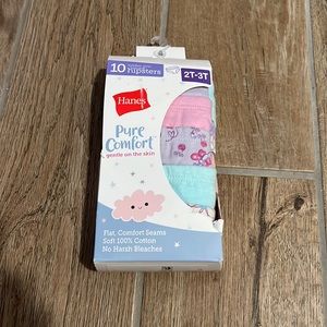 Hanes 10 pack 2t-3t hipsters, tagless, comfort seams for toddler girls